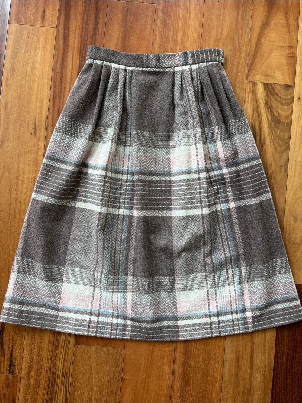 Vintage wool blend skirt